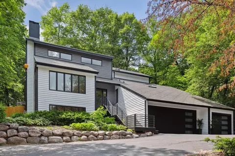 13920 Hill Ridge Dr, Minnetonka, MN 55305