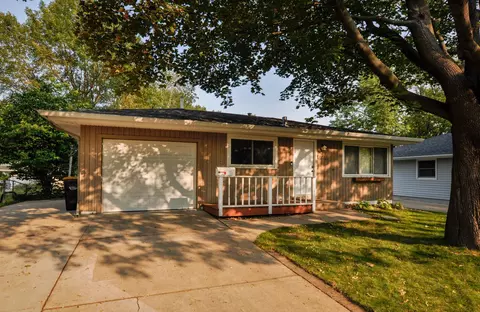 2421 23rd Ave NW, Rochester, MN 55901