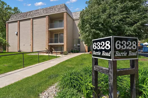 6328 Barrie Rd #2E, Edina, MN 55435