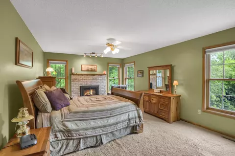 4081 Foxmoore Ct, Eagan, MN 55123 photo 16