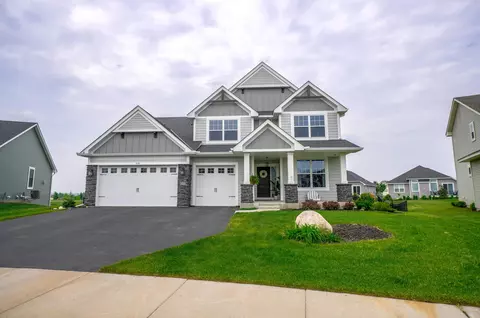 604 Juno Ave N, Lake Elmo, MN 55042