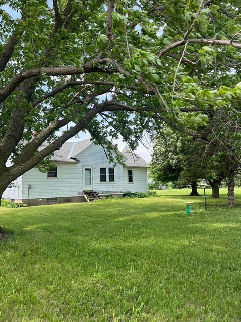 12096 615th Ave, Minnesota Lake, MN 56068