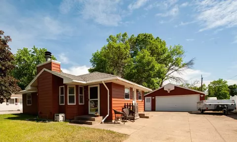 2713 S Heights Dr NW, Coon Rapids, MN 55433