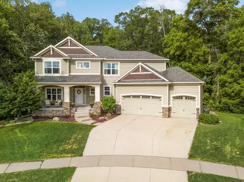 7068 128th Street Ct W, Apple Valley, MN 55124