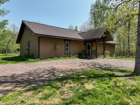 86582 Military Rd, Sturgeon Lake, MN 55783