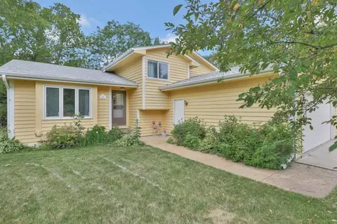8745 212th Street Ct N, Forest Lake, MN 55025