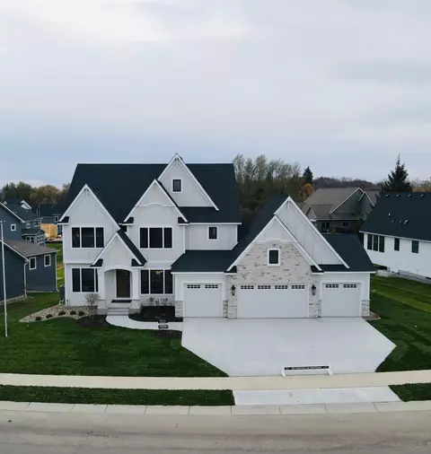 17045 46th Ave N, Plymouth, MN 55446