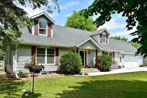 129 Iowa St, Minnesota City, MN 55959