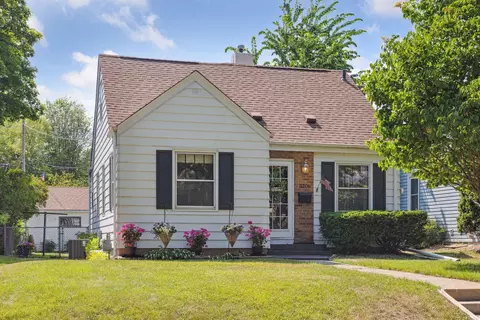 3206 Mckinley St NE, Minneapolis, MN 55418