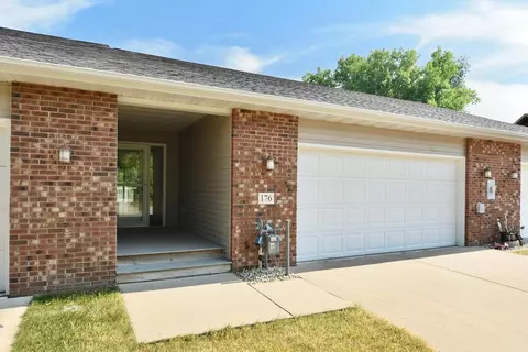 176 Janet Marie Ln, Winona, MN 55987