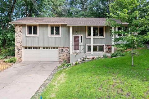 80 Garden Dr, Burnsville, MN 55337