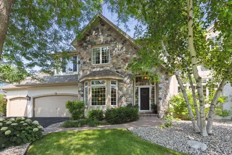 18510 Magenta Bay, Eden Prairie, MN 55347