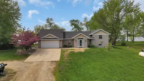 15693 154th St NE, New London, MN 56273