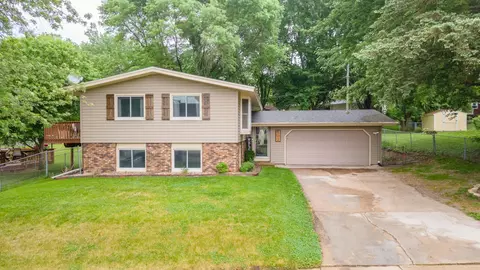 3112 15th Ave NW, Rochester, MN 55901