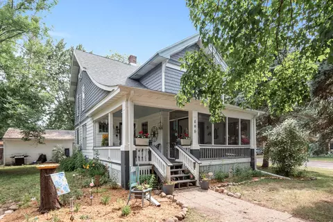 406 6th St, Newport, MN 55055