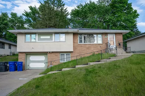 1532 Dieter St, Saint Paul, MN 55106