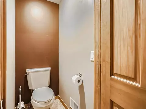 2825 Skyline Dr, Eagan, MN 55121 photo 18