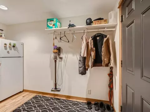 2825 Skyline Dr, Eagan, MN 55121 photo 33