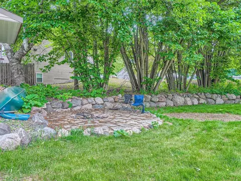 2825 Skyline Dr, Eagan, MN 55121 photo 38