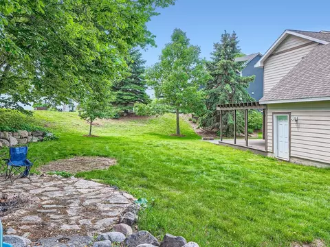 2825 Skyline Dr, Eagan, MN 55121 photo 36