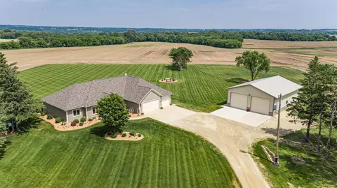 5234 80th Ave SW, Byron, MN 55920