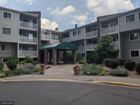 1601 N Innsbruck Dr #155, Fridley, MN 55432