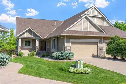5631 Fernbrook Ct N, Plymouth, MN 55446