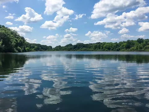 1705 Bridgewater Rd, Golden Valley, MN 55422