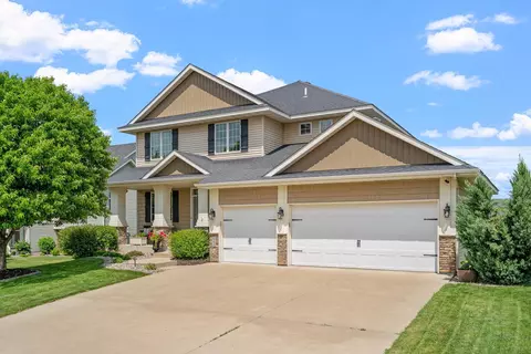 643 Jutland Ave, Shakopee, MN 55379