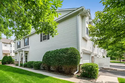 3731 Hazel Trl #A, Woodbury, MN 55129