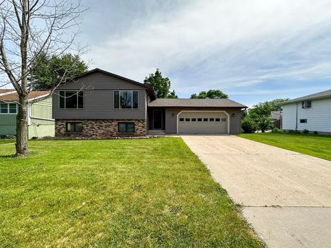 807 High Ave, Gaylord, MN 55334