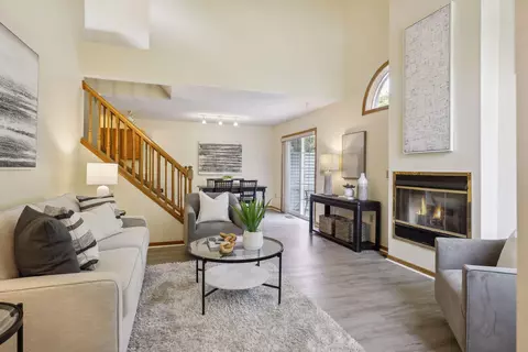 15345 Greenhaven Ln #106, Burnsville, MN 55306