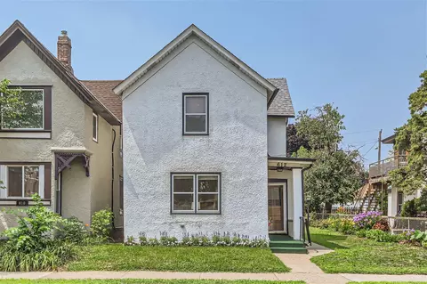 612 Adams St NE, Minneapolis, MN 55413