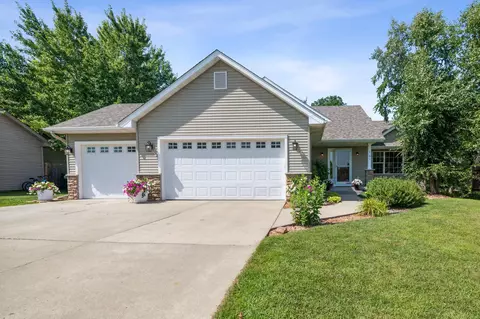 161 Bobwhite St, River Falls, WI 54022