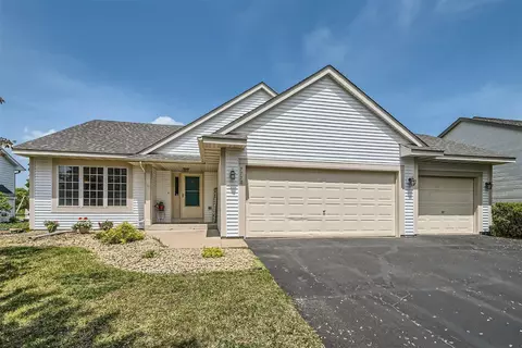 7770 Upper 23rd St N, Oakdale, MN 55128