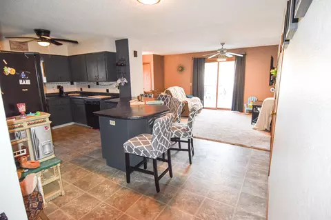 308 Cleveland Ave W, Karlstad, MN 56732