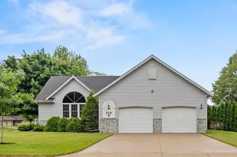 525 16th St SW, Owatonna, MN 55060