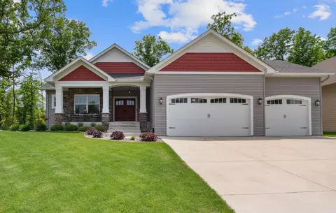 2000 Buffalo Ridge Dr, Buffalo, MN 55313