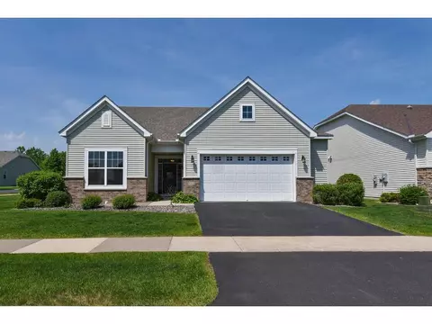 7401 Shadyview Ln N, Maple Grove, MN 55311