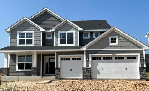 7148 Pearl Dr, Chanhassen, MN 55317