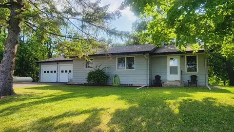 102 E Lake Jessie Rd SE, Alexandria, MN 56308
