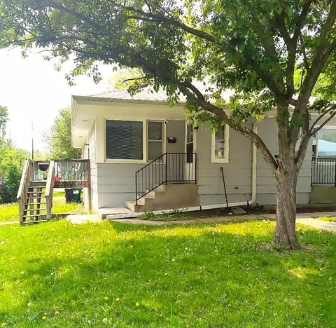 4101 Lowry Ave N, Robbinsdale, MN 55422