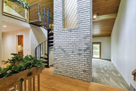 8108 Telegraph Rd, Bloomington, MN 55438 photo 5