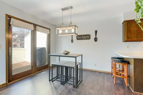3817 Laurel Ct, Eagan, MN 55122 photo 8