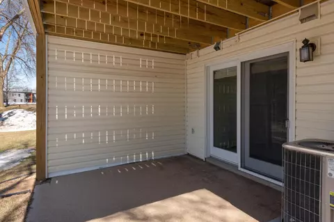 3817 Laurel Ct, Eagan, MN 55122 photo 26