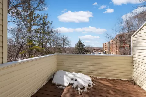 3817 Laurel Ct, Eagan, MN 55122 photo 24