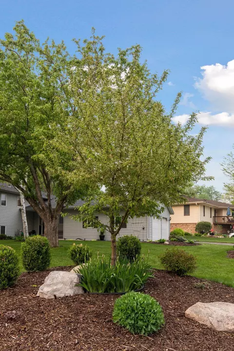 3704 Denmark Ave, Eagan, MN 55123 photo 40