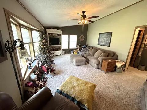 121 1st St E, Madison, MN 56256 photo 9