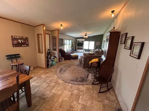 121 1st St E, Madison, MN 56256 photo 12