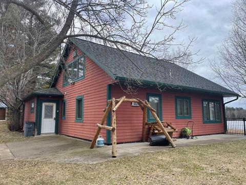 17871 Lakeshore Dr, Grand Rapids, MN 55744